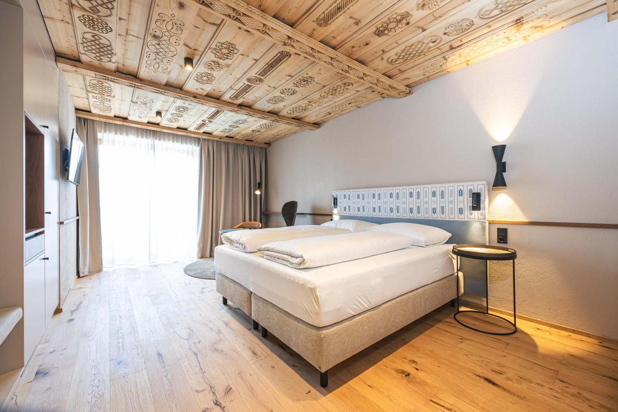 Neue Post Hotel